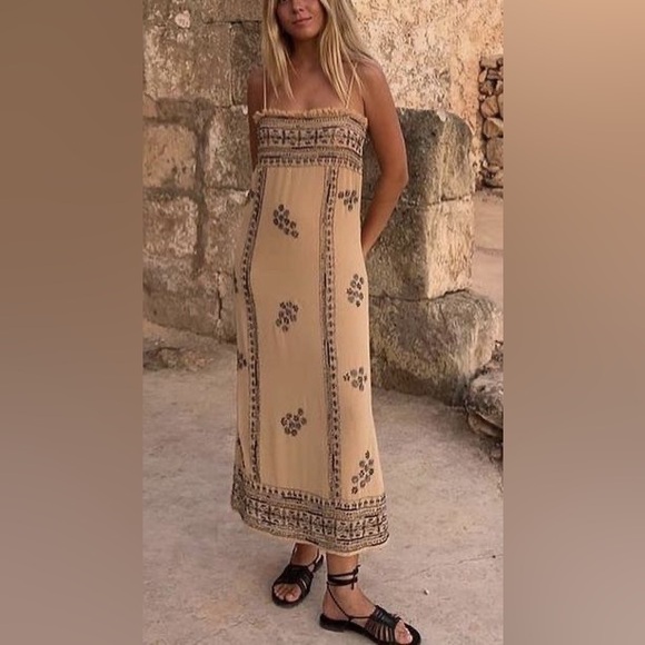 Zara Dresses & Skirts - Zara BEADED Embellished Knit Midi Dress LIMITED EDITION Mall of America®